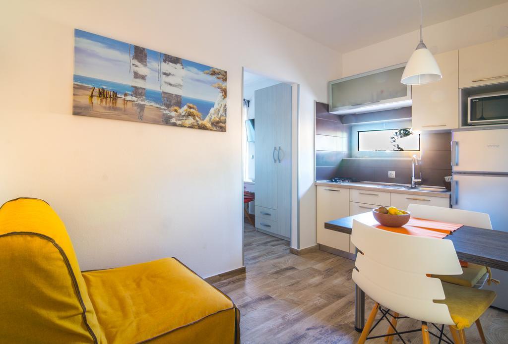 Alison Apartments Premantura Eksteriør bilde